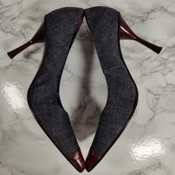 Dolce and Gabbana Denim Stilettos with Burgundy Leather Accents Size 39 1/2 - Picture 12 of 15